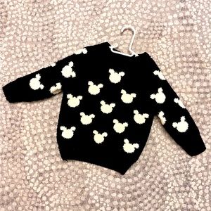 Hanna Andersson Disney Collection Mickey Mouse Sweater Black and White Pattern